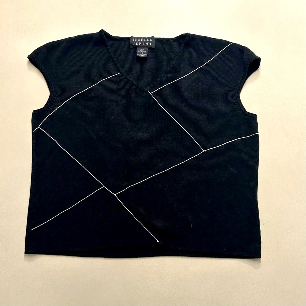 Spenser Jeremy Black with white ,cap sleeve top, Size S